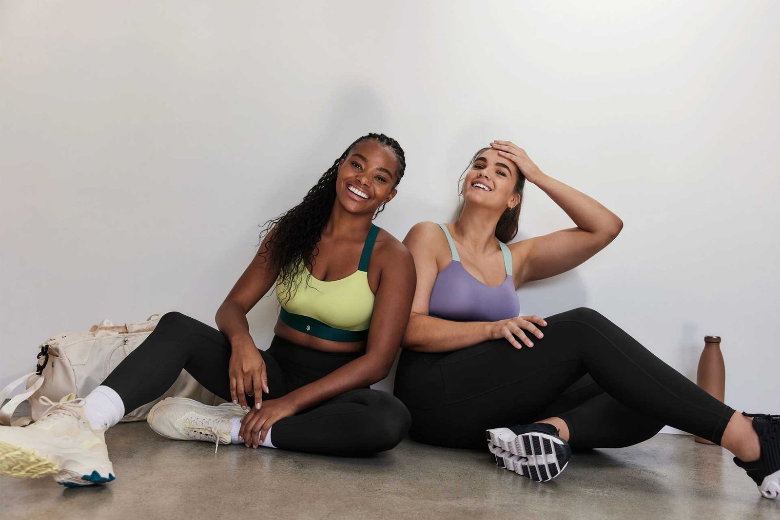 Choosing Between Nylon and Polyester Spandex Leggings