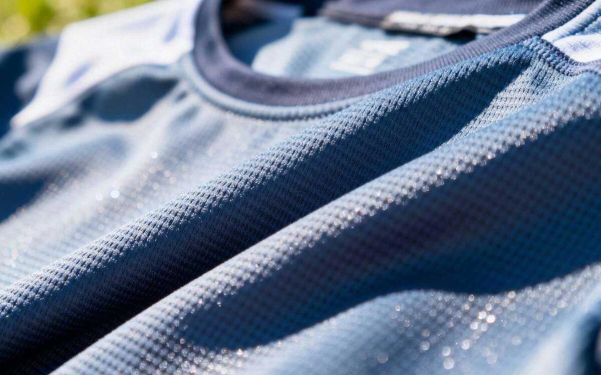 The Secret of Stretch: How Polyester Spandex Ratios Affect Comfort and Fit