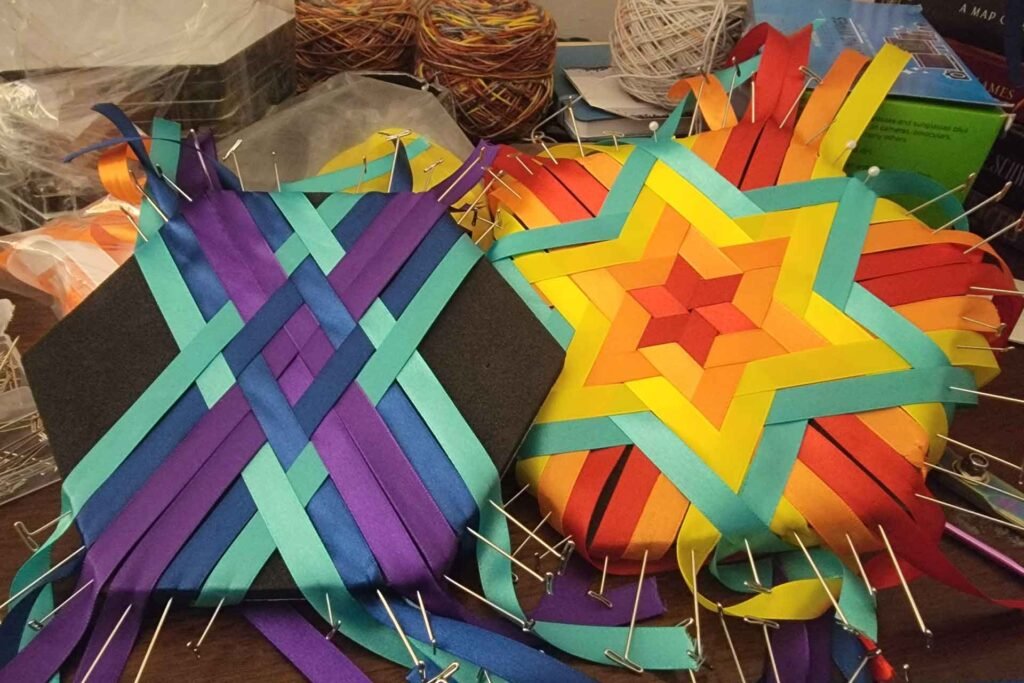 satin ribbon weaving