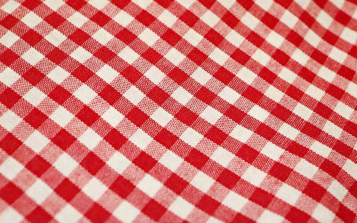 Gingham vs. Plaid vs. Tartan: The Ultimate Guide to Checkered Patterns
