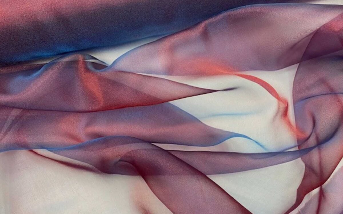 Crystal Organza vs Mirror Organza: The Shimmery Fabrics Explained