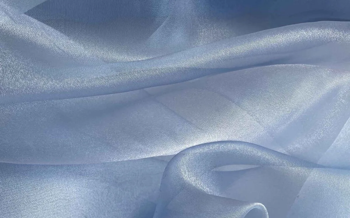 Tulle vs Organza: Which Fabric Should You Choose for Your Project?