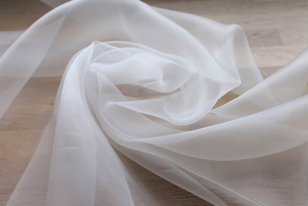 Polyester organza