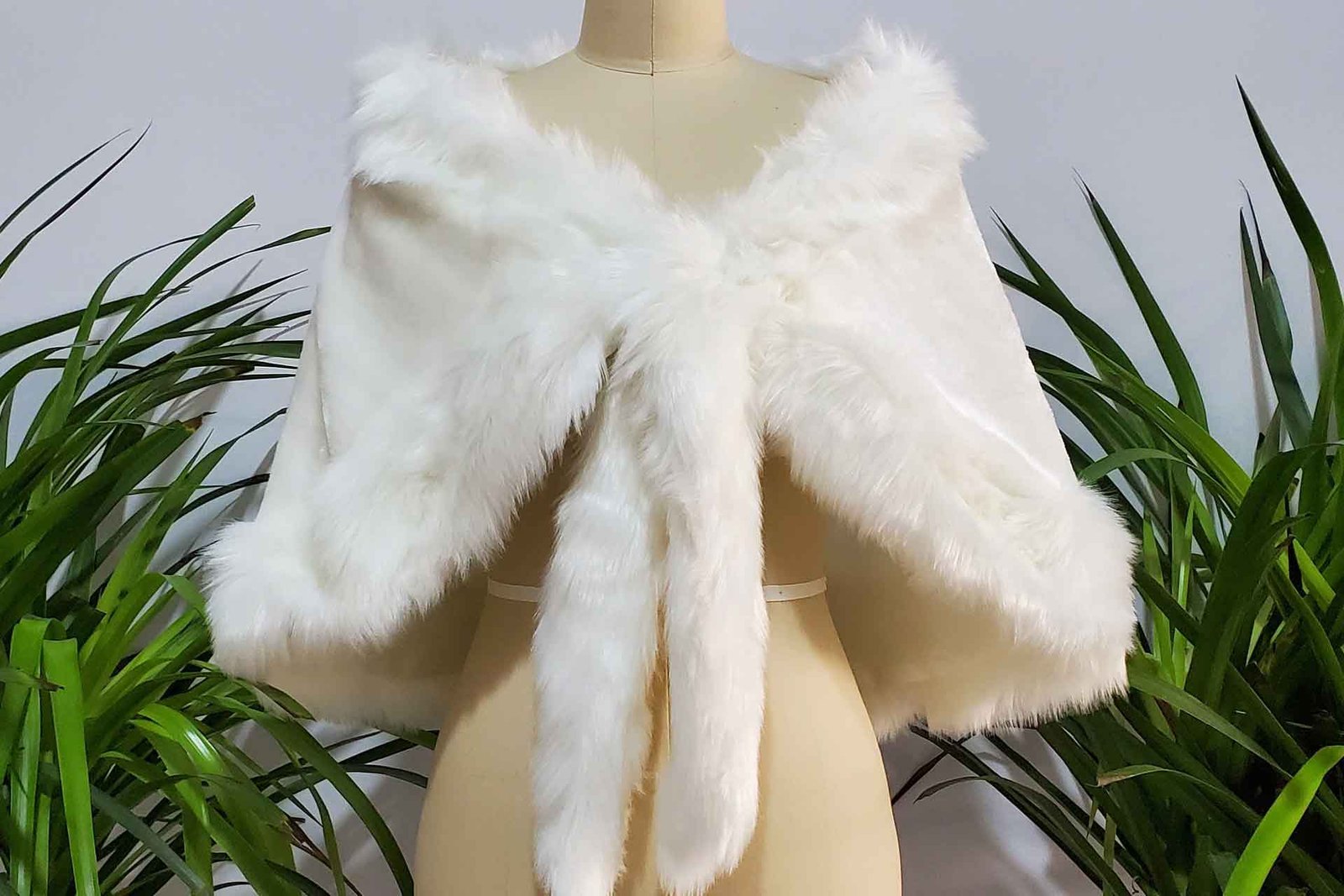 ivory faux fur wrap