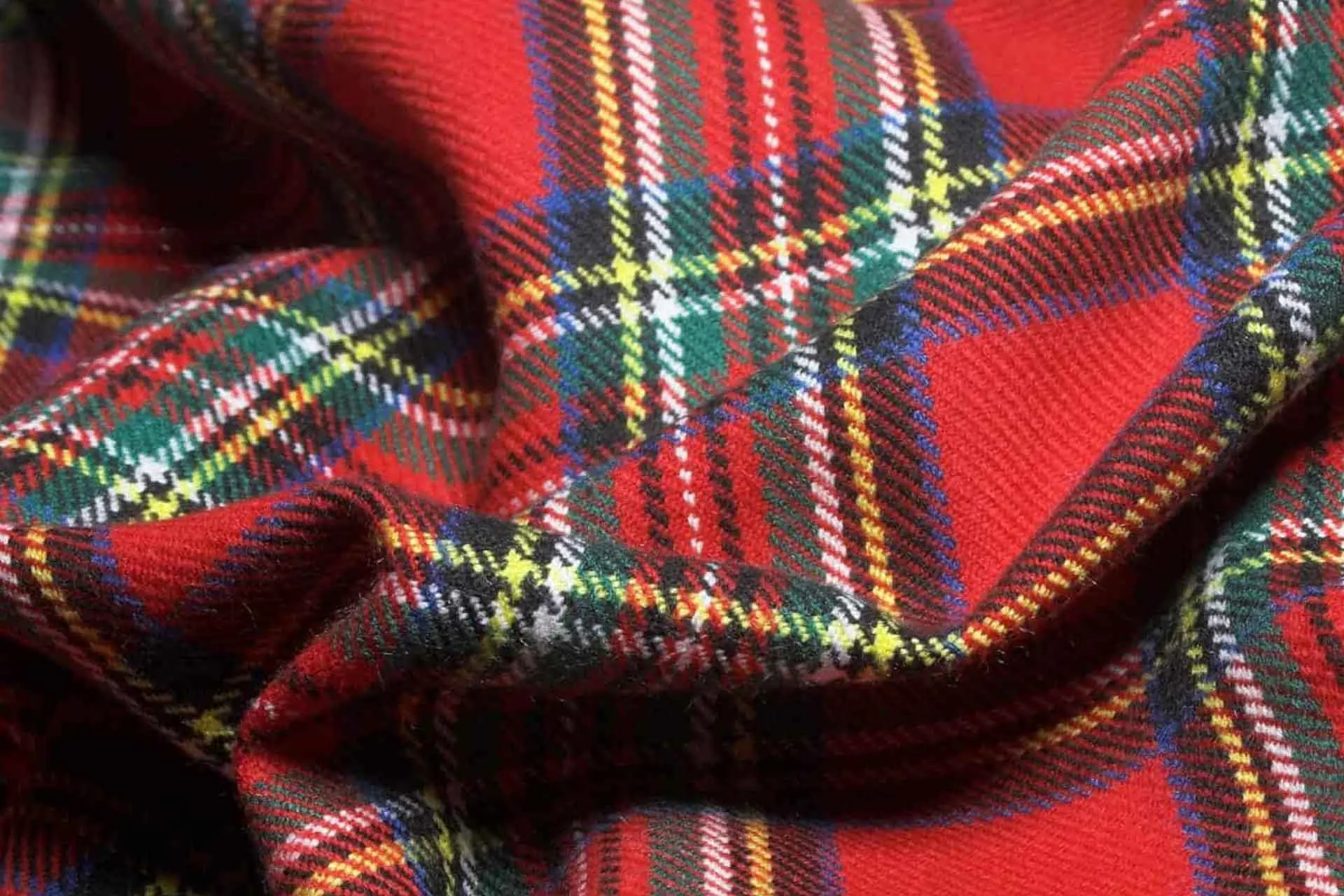 The Complete Guide to Scotland Tartan: History, Meaning & Clan Traditions tartans