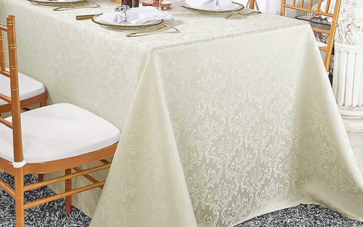 Damask Tablecloth Guide: Elegant Dining Choices for Every Occasion