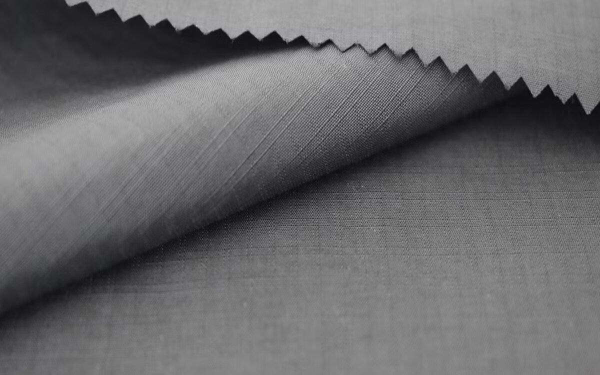 Supplex Nylon & Taslan Nylon: Activewear Fabrics Explained